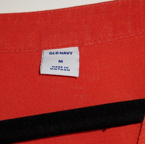 OLD NAVY Flowy Blouse - Picture 2 of 6